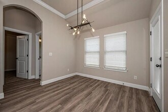 11616 NW 104th St in Yukon, OK - Building Photo - Building Photo