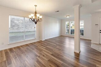 813 Silverbrook Dr in Saginaw, TX - Building Photo - Building Photo