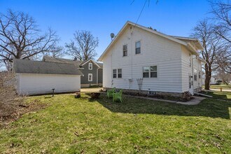 W. W 11th Ave, Unit 954 W. 11th Ave in Oshkosh, WI - Building Photo - Building Photo