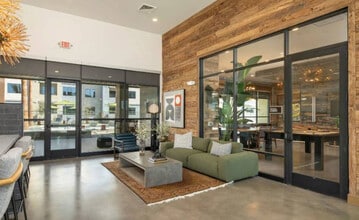 Parc Lofts in Tolleson, AZ - Foto de edificio - Building Photo