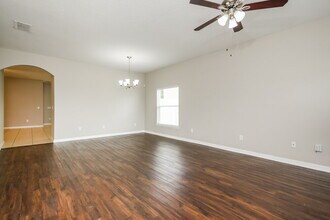 336 Marathon Ln in Sanford, FL - Building Photo - Building Photo