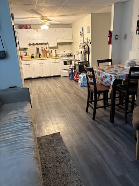 61 Ten Broeck Ave, Unit 9 in Hudson, NY - Building Photo