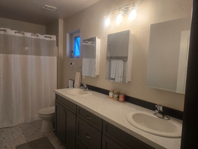 property at 12398 N Cavanaugh Dr