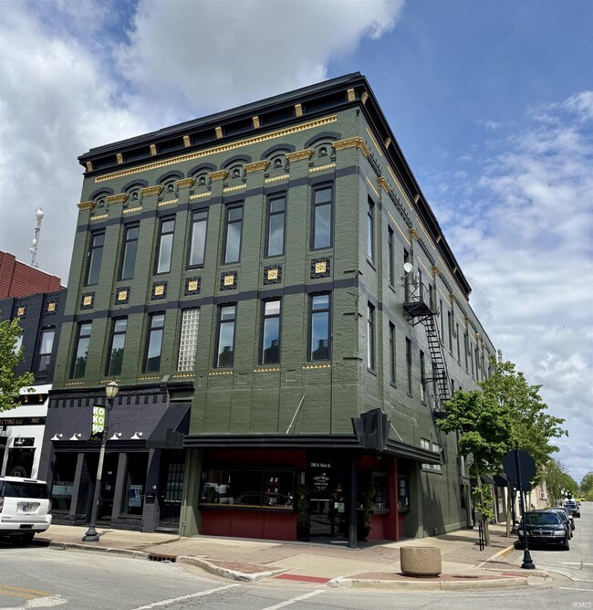 property at 200 1/2 N Main St