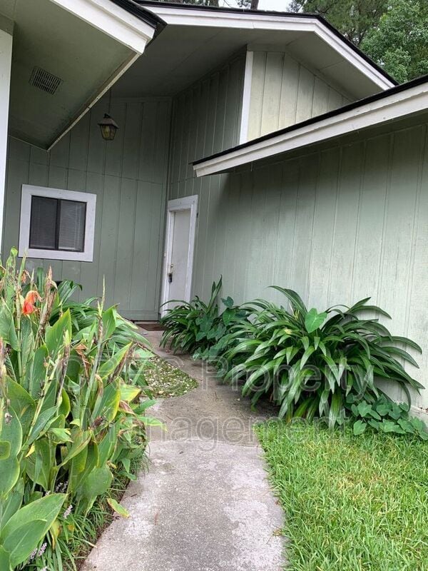 603 Piedmont Ln in Ladson, SC - Building Photo - Building Photo