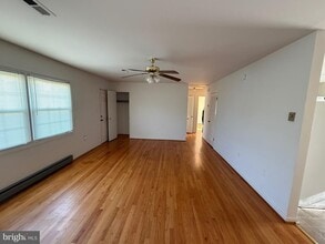 1667 Monroe Bay Cir in Colonial Beach, VA - Building Photo - Building Photo