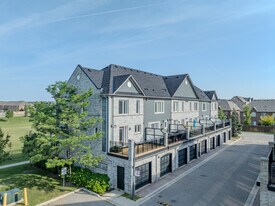 Daniels Encore - Erin Mills in Mississauga, ON - Building Photo