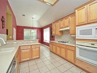 2632 Henley Dr, Unit Bldg 6-135 in Round Rock, TX - Building Photo - Building Photo