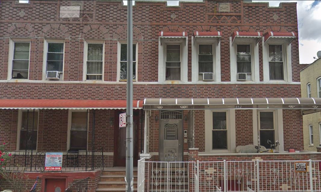 482 E 93rd St in Brooklyn, NY - Building Photo