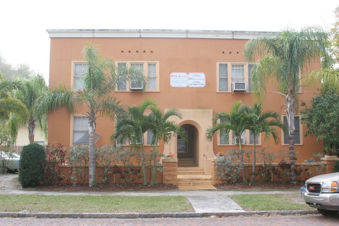 Archer Arms Apartments in St. Petersburg, FL - Building Photo