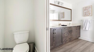 2250 McGregor Blvd, Unit 2218 in Ft. Myers, FL - Building Photo - Building Photo