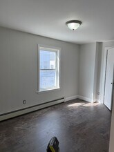 74 Highland Ave, Unit 1 in Malden, MA - Building Photo - Building Photo