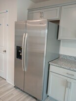 1051 20th Ave Loop SE in Hickory, NC - Building Photo