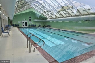 102 Wellington Park Dr in Princeton, NJ - Building Photo - Building Photo