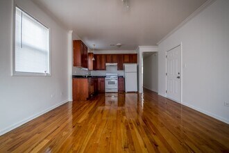 3038 W Flournoy in Chicago, IL - Building Photo - Building Photo