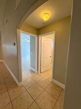 512 SE 6th Pl in Cape Coral, FL - Foto de edificio - Building Photo