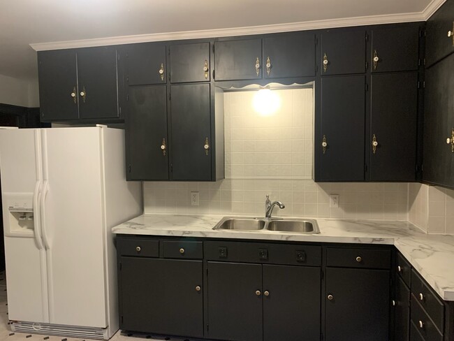 510 Pine St, Unit A in Essexville, MI - Building Photo - Building Photo