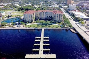 808 3rd Ave W in Bradenton, FL - Building Photo