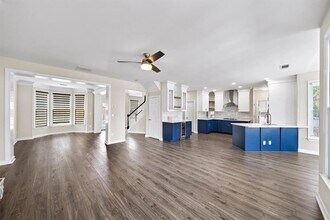 1085 Arbor Creek Dr in Roswell, GA - Building Photo - Building Photo