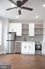 4139 W Girard Ave in Philadelphia, PA - Building Photo - Building Photo