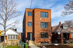 182 Cameron Av in Toronto, ON - Building Photo