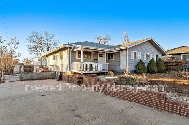 7435 Julian St in Westminster, CO - Building Photo - Building Photo