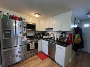 25 Sciarappa St, Unit 1 in Cambridge, MA - Building Photo - Building Photo