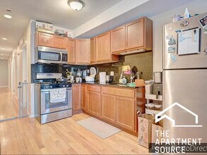 3211 W Armitage Ave in Chicago, IL - Building Photo - Building Photo