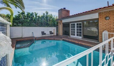 751 Bolsana Dr in Laguna Beach, CA - Building Photo - Building Photo