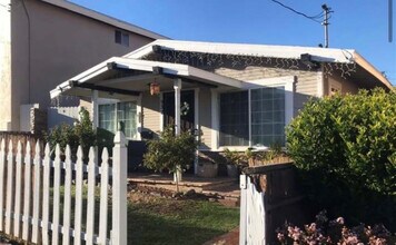 932 W 7th St in San Pedro, CA - Building Photo - Building Photo