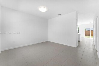 35745 SW 178th Ave in Homestead, FL - Building Photo - Building Photo
