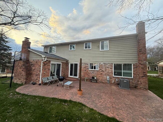 3123 Rolling Green Cir S in Rochester Hills, MI - Building Photo - Building Photo