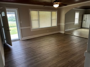 6401 Stantonsburg Rd in Farmville, NC - Building Photo - Building Photo