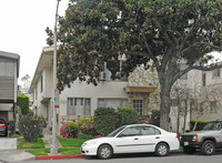 337 S Doheny Dr in Beverly Hills, CA - Foto de edificio - Building Photo