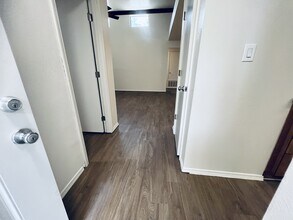 10333 Camino Del Oso NE in Albuquerque, NM - Building Photo - Building Photo