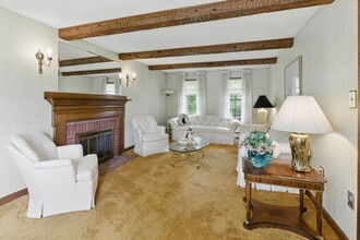 2 Fairview Dr in Westford, MA - Building Photo - Building Photo