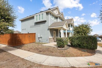 105 Switchgrass St in San Marcos, TX - Foto de edificio - Building Photo