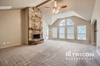 11634 La Granja in San Antonio, TX - Building Photo - Building Photo