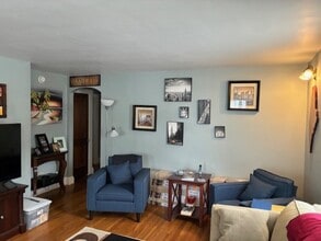 7 Weymouth St, Unit 1 in Saco, ME - Building Photo - Building Photo