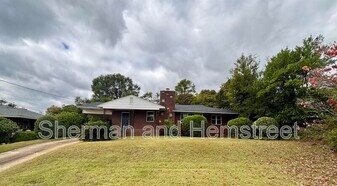 1012 Georgia Ave in North Augusta, SC - Building Photo