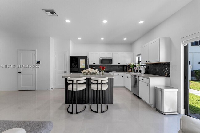 617 SW 11th St in Florida City, FL - Building Photo - Building Photo