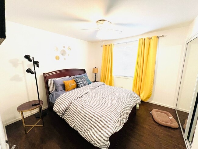 1802 Alscot Ave in Simi Valley, CA - Building Photo - Building Photo