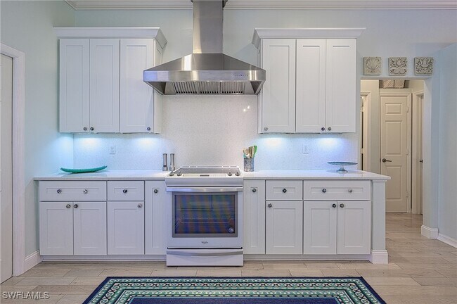 7106 Lone Oak Blvd in Naples, FL - Building Photo - Building Photo
