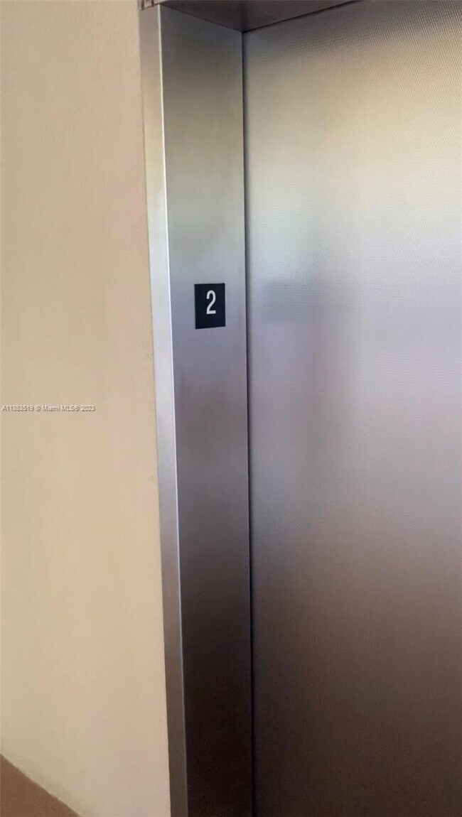 801 SW 133rd Terrace photo'