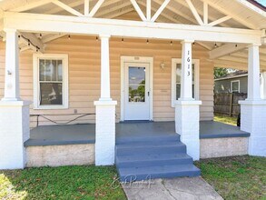 1613 E Blount St in Pensacola, FL - Building Photo - Building Photo