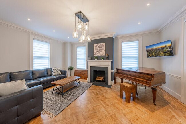 139 W 4th Ave in Roselle, NJ - Building Photo - Building Photo