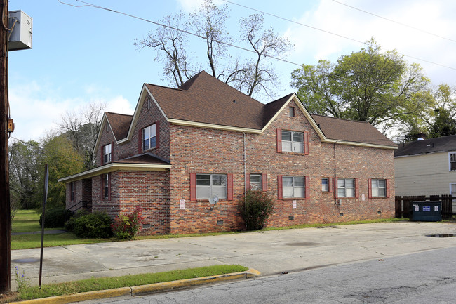 214 S College St in Statesboro, GA - Building Photo - Building Photo