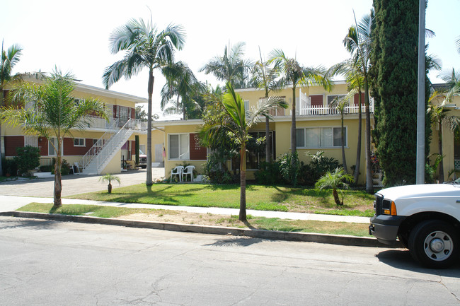 414 Hawthorne St in Glendale, CA - Foto de edificio - Building Photo