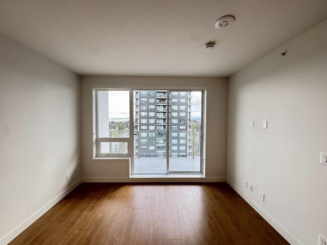 13387 Old Yale Rd in Surrey, BC - Building Photo - Building Photo