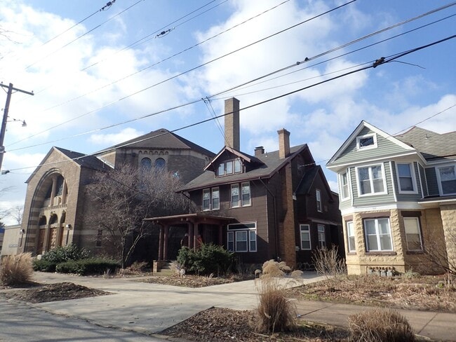 property at 926 Liberty St
